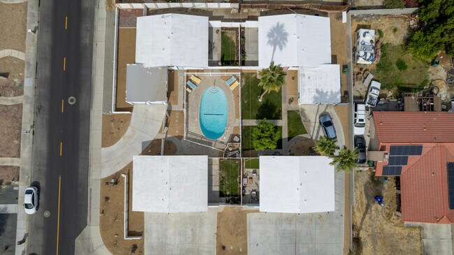 Foto del edificio - 68080 Risueno Rd