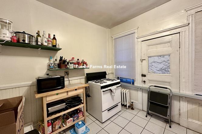 Building Photo - 33 Ridgemont St