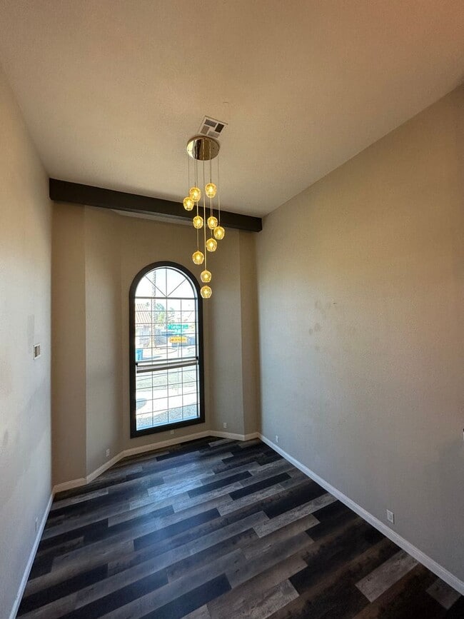 Building Photo - 8633 Caribbean Ct