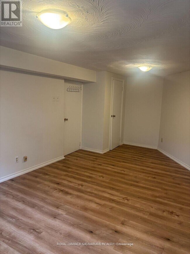 Photo du bâtiment - 45 Netherford Rd