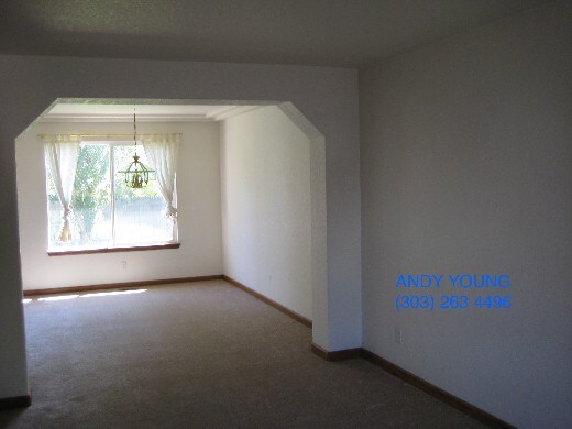 Foto del edificio - 2782 Dharma Ave