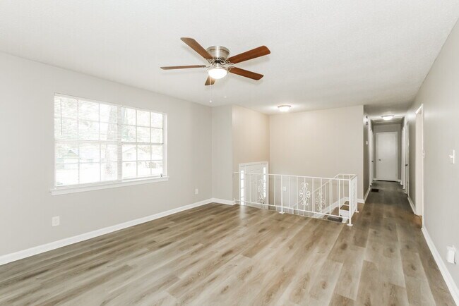 Foto del edificio - 129 Hickory St