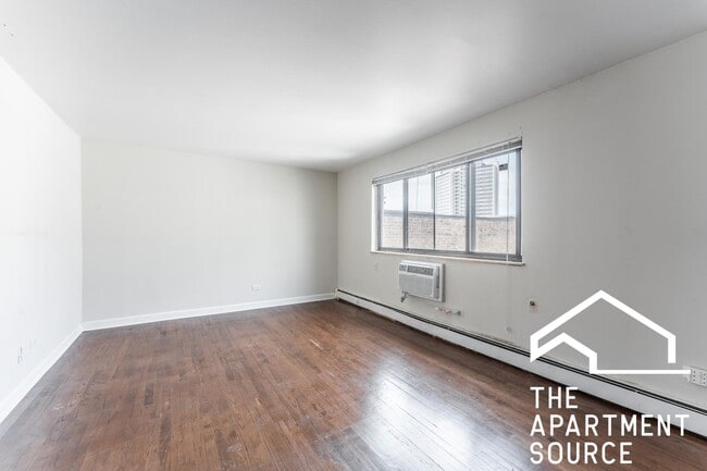 Building Photo - 5851 N Winthrop Ave