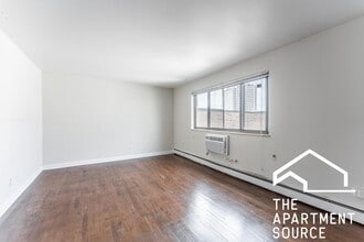 Building Photo - 5851 N Winthrop Ave