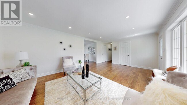 Building Photo - 303 Morris Rd