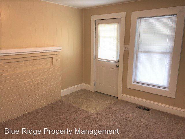 Building Photo - 3 br, 1.5 bath House - 2712 Fort Henry Drive