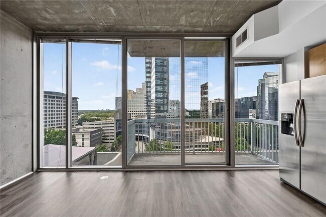 Foto del edificio - 3324 Peachtree Rd NE