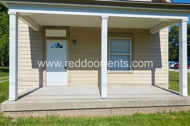 Foto del edificio - 3518 S Harding St