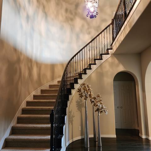 Building Photo - 10082 Drawbridge Dr