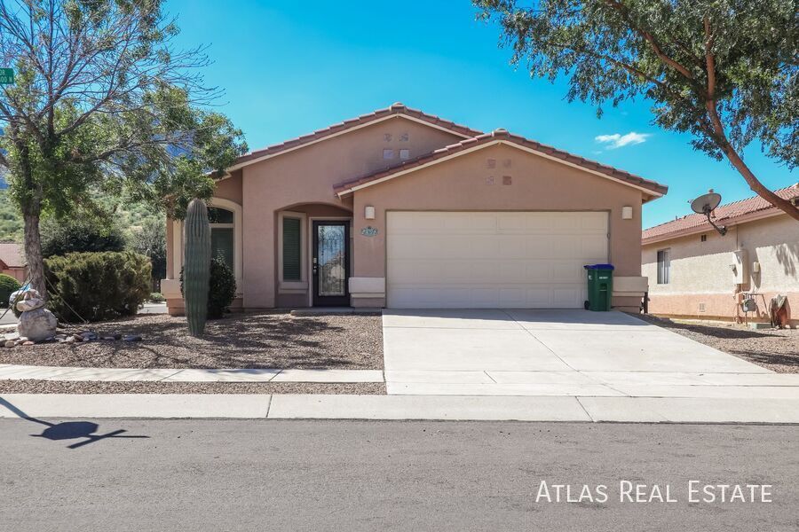 Primary Photo - 2498 E Stone Stable Dr