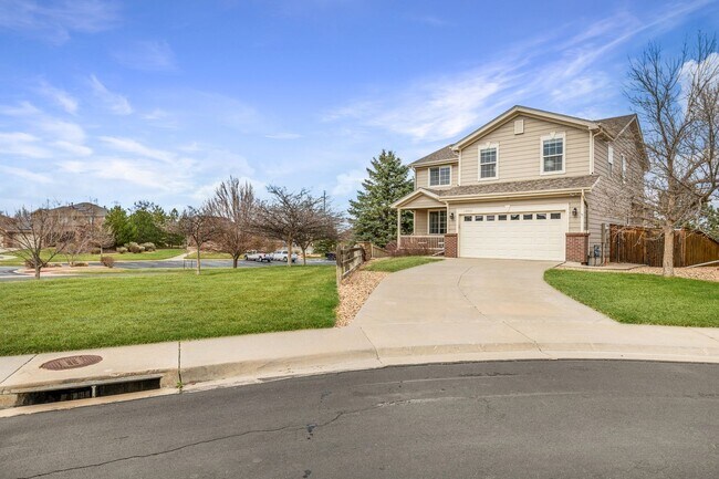 Building Photo - $0 DEPOSIT OPTION. BEAUTIFULLY MAINTAINED ...