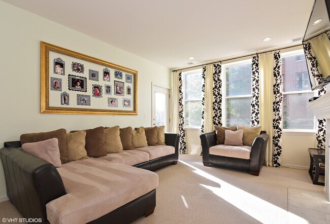 Foto del edificio - 1205 N Orleans Ct