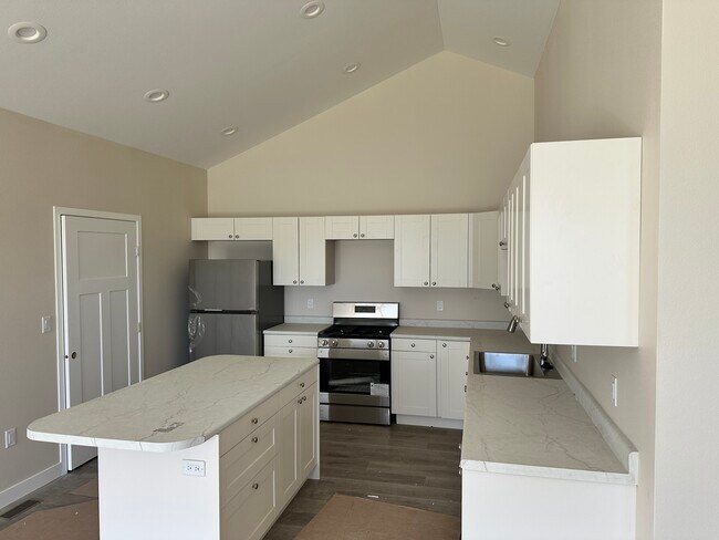 Foto del edificio - 2018 Maple St