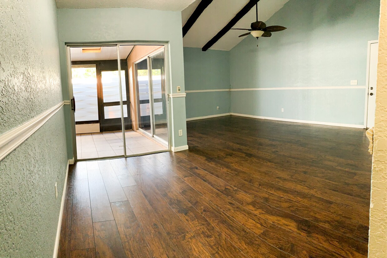 2634 Barksdale Ct Unit 63b, Clearwater, FL 33761 Condo for Rent in