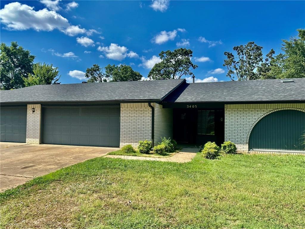 Primary Photo - 3403 W Beechwood Dr