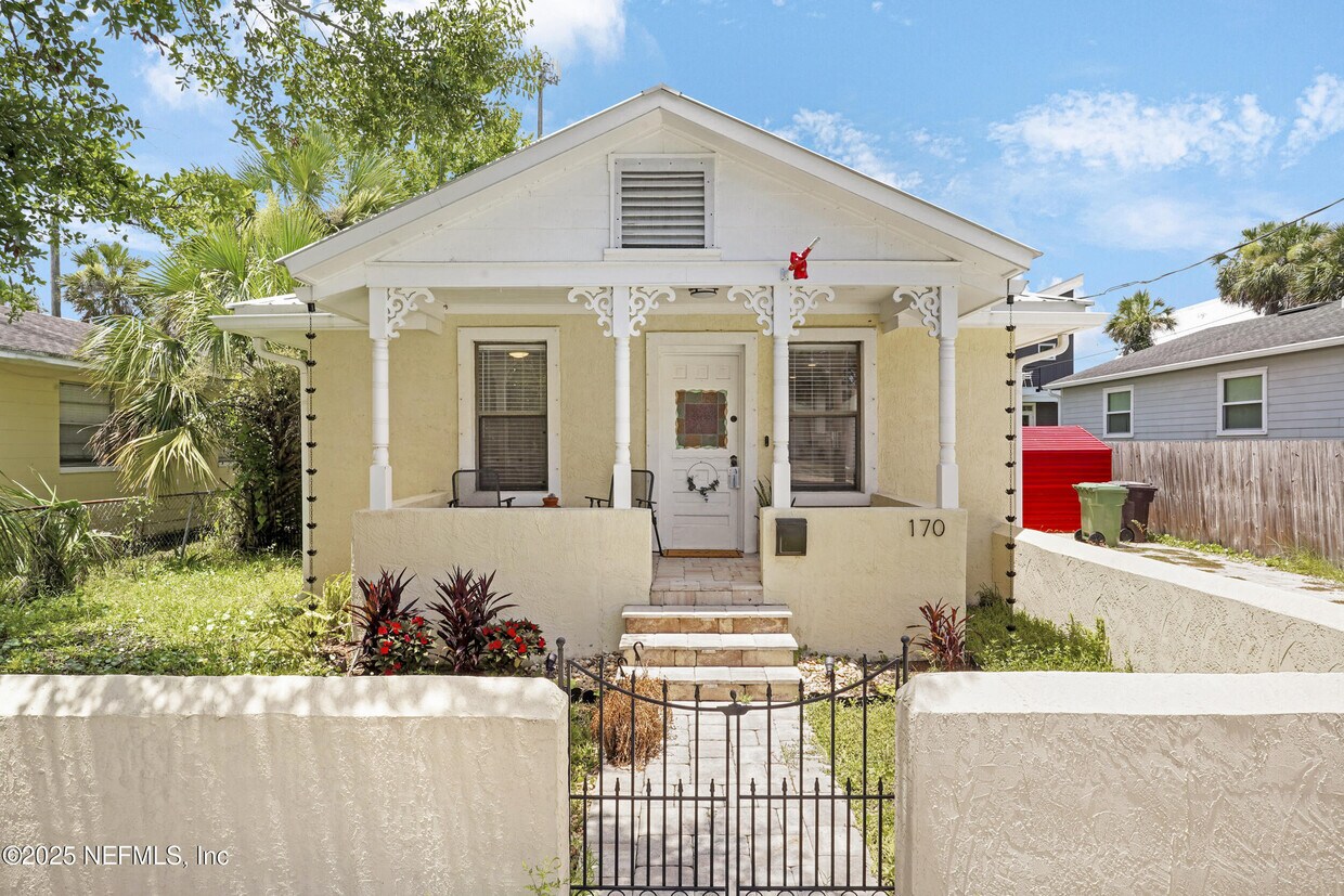 Primary Photo - 170 Twine St