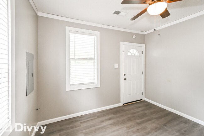 Building Photo - 694 Lipford St