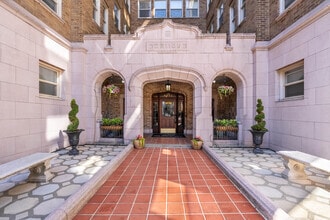Building Photo - Malloy Apartment Homes