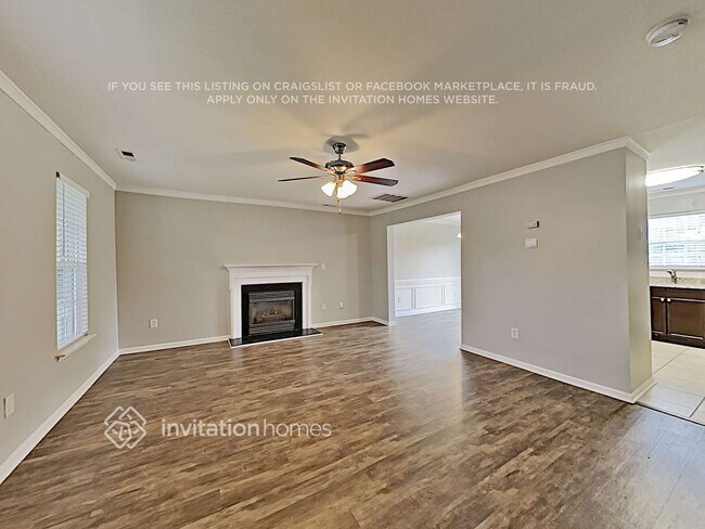 Building Photo - 2204 Genesis Dr