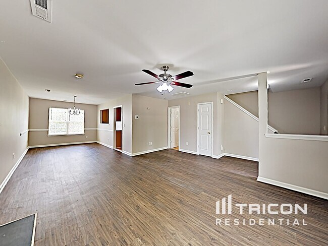 Building Photo - 522 Tansy Dr