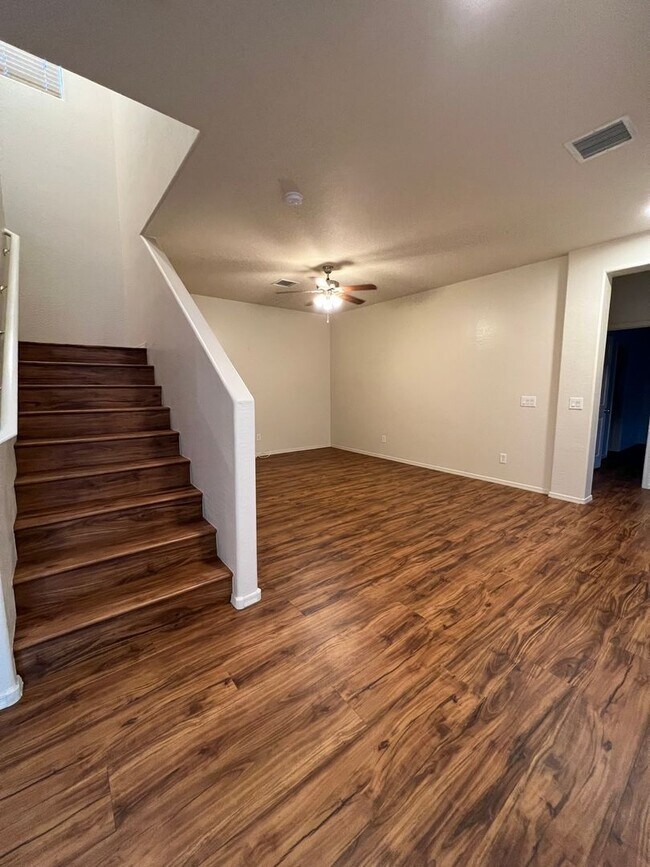 Building Photo - 4 Bedroom in Stoneridge, Prescott Valley