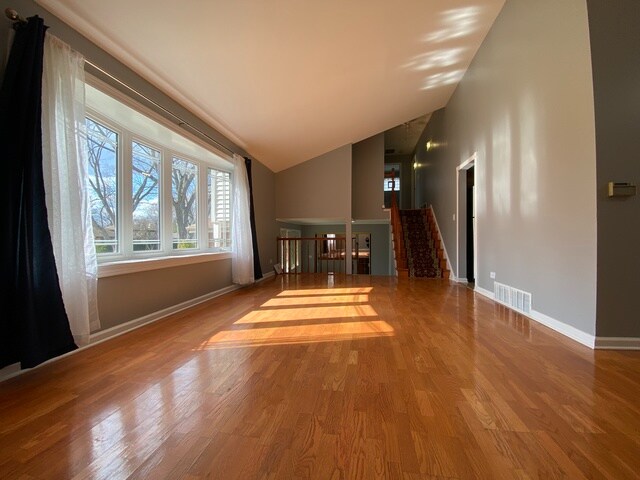 Foto del edificio - 1403 Sauk Ln