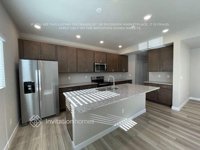 Foto del edificio - 13553 Arriba Dr