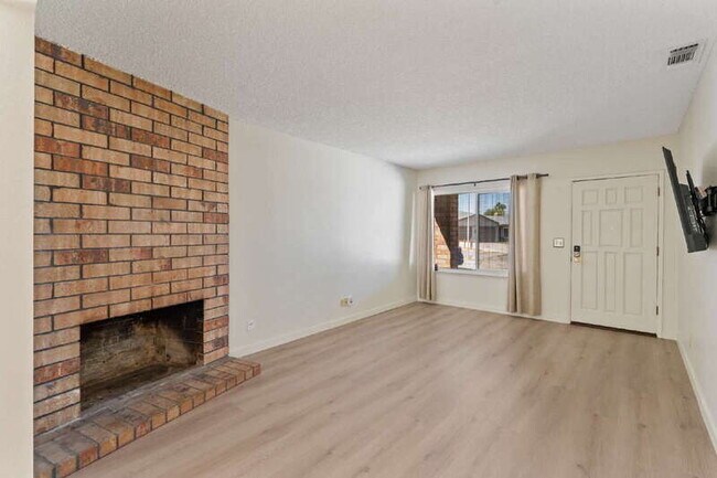 Building Photo - 3404 Alwood Ct
