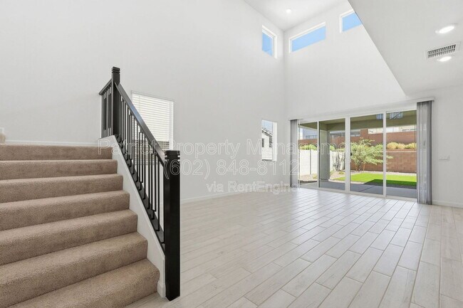 Building Photo - 7404 W Buckhorn Trail