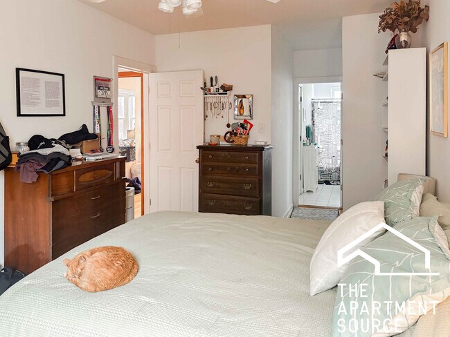 Foto del edificio - 4921 N Hermitage Ave