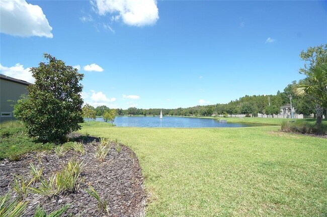 Foto del edificio - 18824 Birchwood Groves Dr