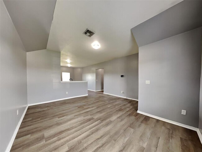 Foto del edificio - 1685 Sussex St