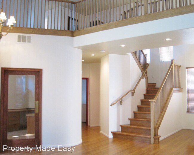Foto del edificio - 4 br, 3 bath House - 1708 Cordoba Canyon St
