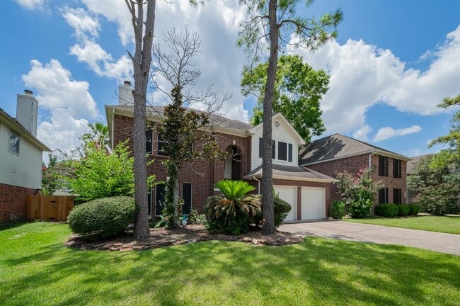 Building Photo - 1114 Gulfton Dr