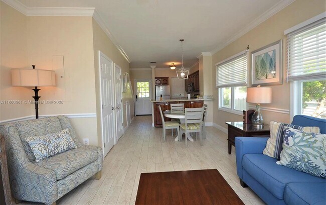 Foto del edificio - 7046 Harbor Village Dr