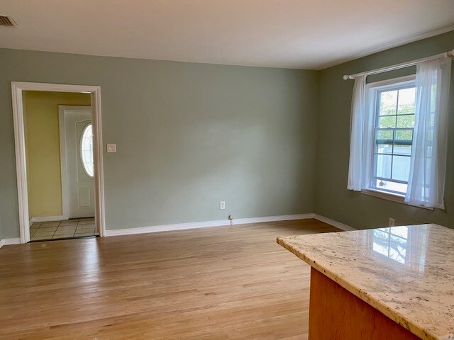Living Room - 115 35th Ave NE