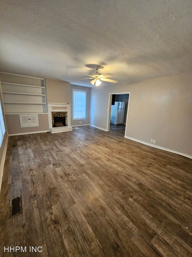 Foto del edificio - 2 br, 2 bath House - 712 E 2nd Street