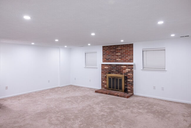 Building Photo - 3979 Burning Bush Ct