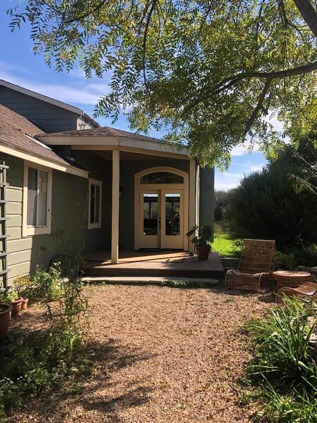 52 Waugh Rd, Royal Oaks, CA 95076 House Rental in Royal Oaks, CA