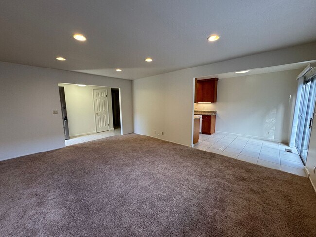 Foto del edificio - Pinehurst Ave 412-414