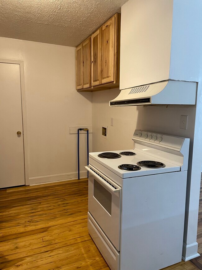 Foto del edificio - 318 N Miles St