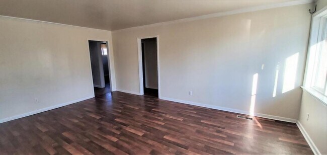 Foto del edificio - 304 Wind Ave NW