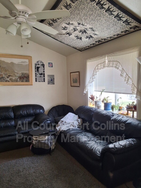 Foto del edificio - 3219 Laredo Ln