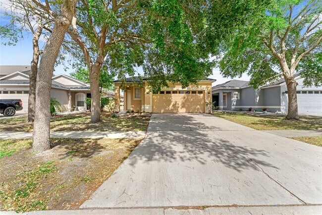 Foto del edificio - 8420 Deer Chase Dr