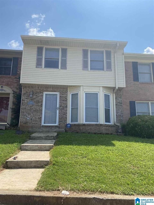 Building Photo - 5040 Cheshire Ct