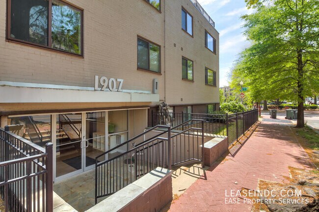 Foto del edificio - 1907 3rd St NW