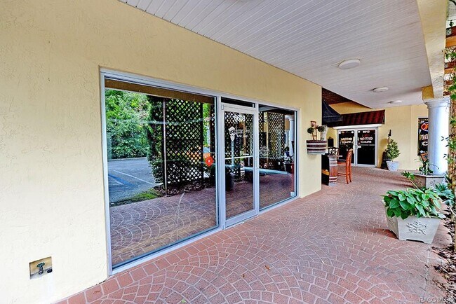 Building Photo - 6608 W Gulf to Lake Hwy
