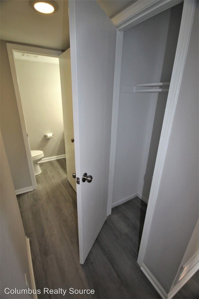 Foto del edificio - 3833 Heatherglen Dr