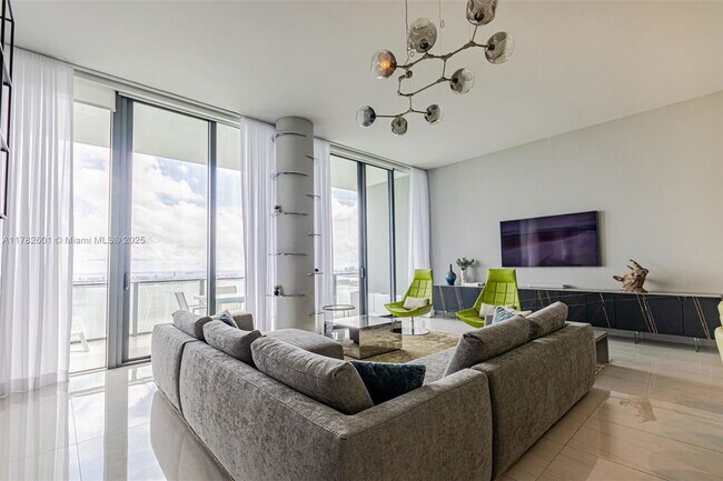 Foto del edificio - 480 NE 31st St
