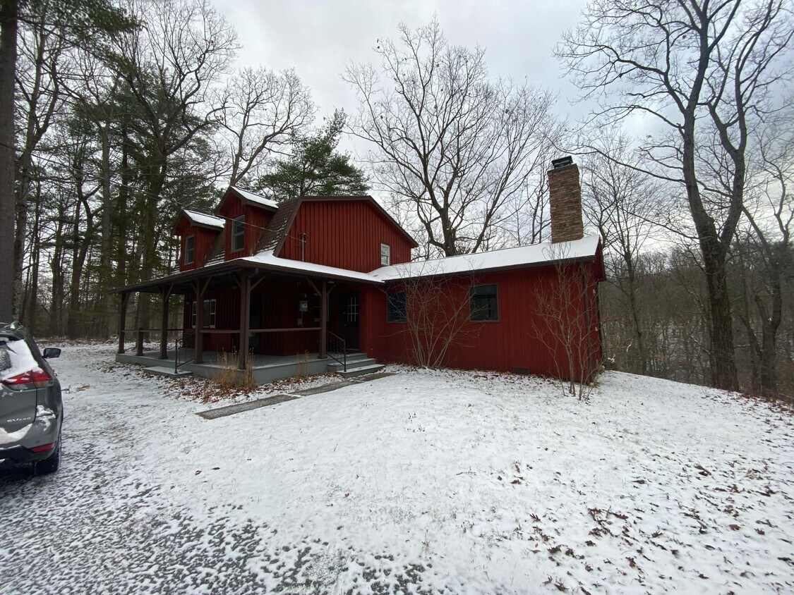Primary Photo - 8179 E Turkey Hollow